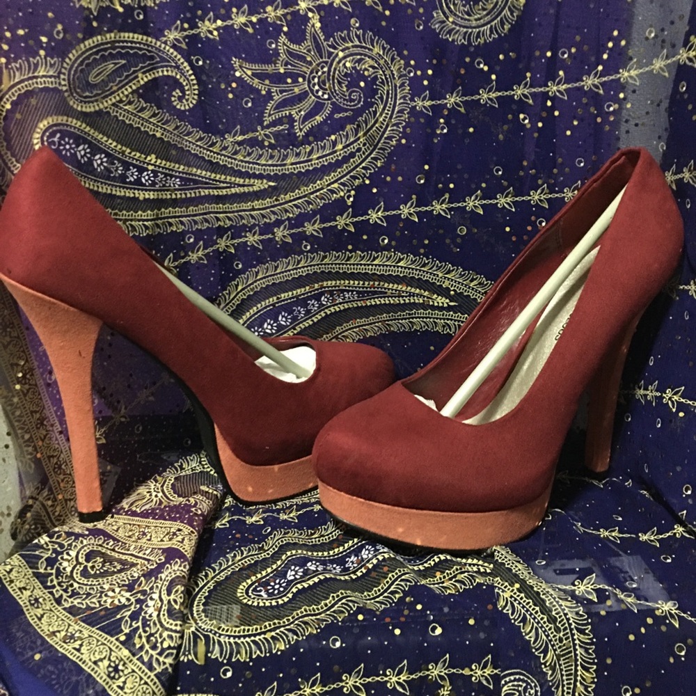 👠PLATFORM HEELS👠 - Picture 3 of 8